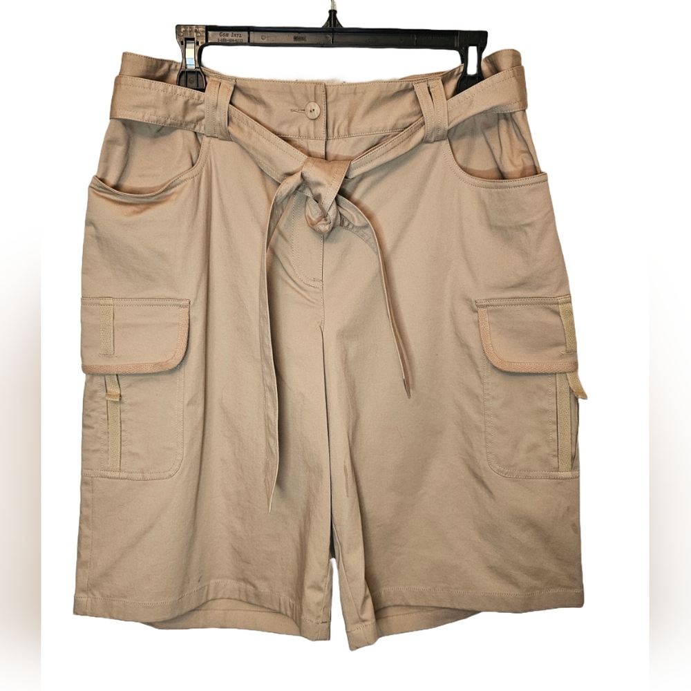 [Urban Haggar] Women's Cargo/ Bermuda Shorts with Tie Belt Sand Colour Womens 14